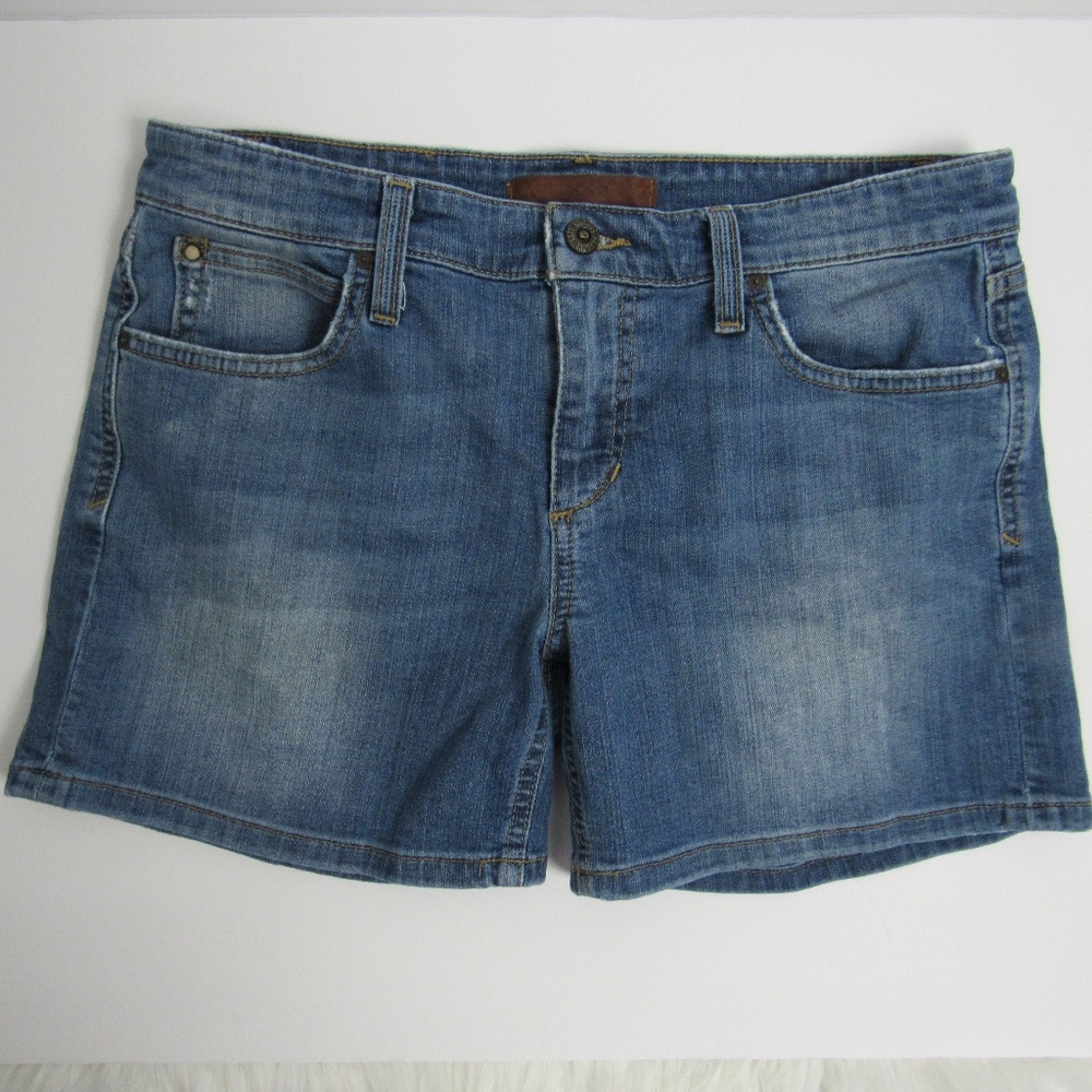 Joe's Jeans Denim Shorts.    D